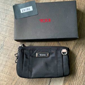 EUC Tumi Vienna wristlet